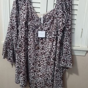NWT American Eagle Size XL Peasant Top
